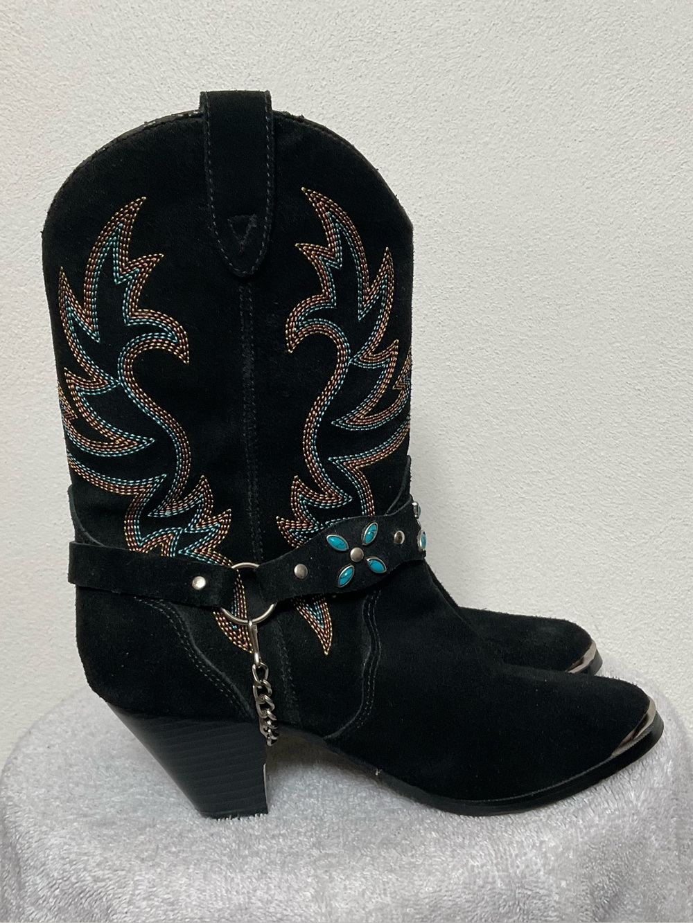 Dingo Victoria Harness Black Leather Cowboy Booties Size 7.5 Western Country